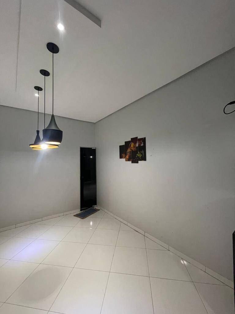 Casa à venda com 2 quartos, 310m² - Foto 6