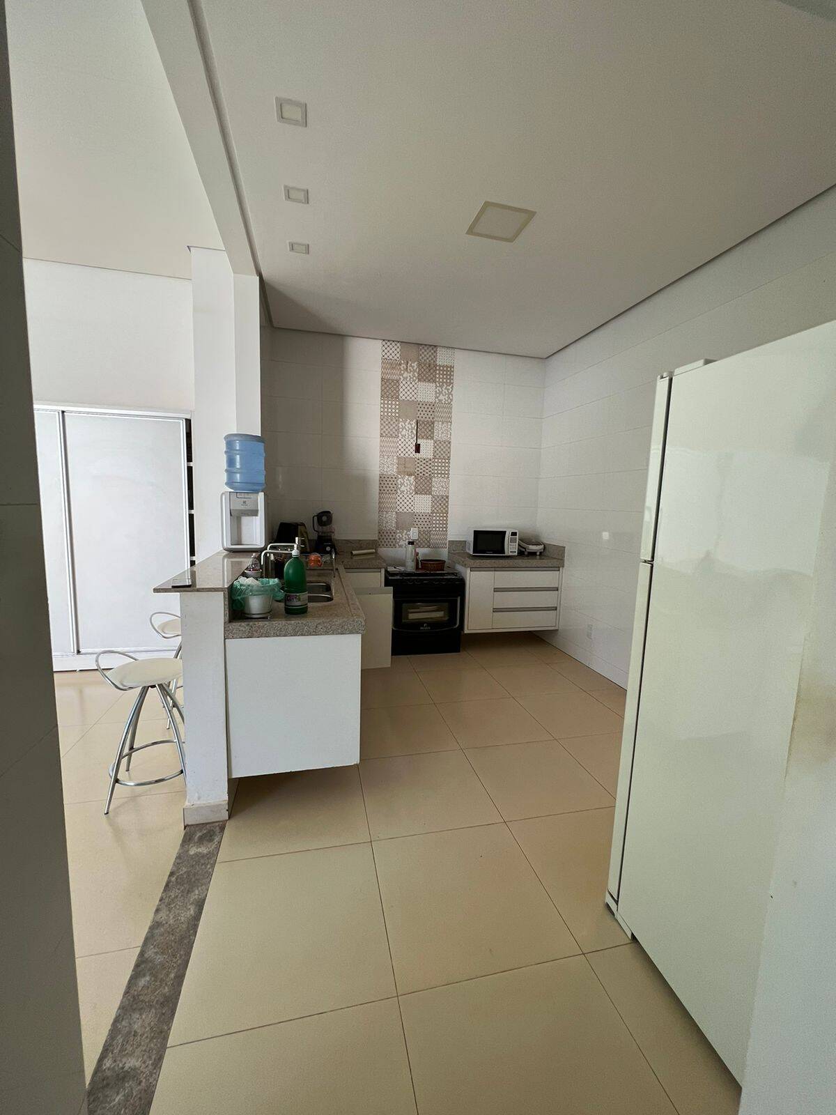 Casa à venda com 3 quartos, 119m² - Foto 14